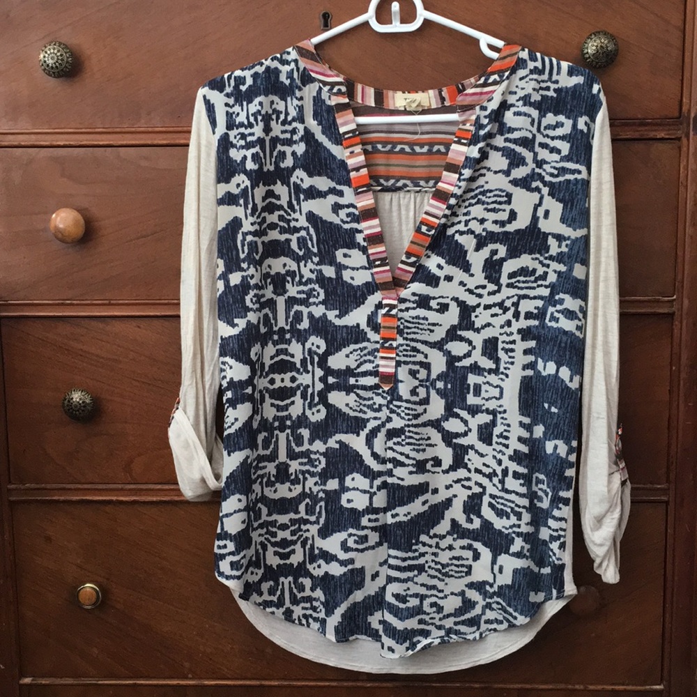Anthropologie | Tiny brand - blue and white patterned blouse
